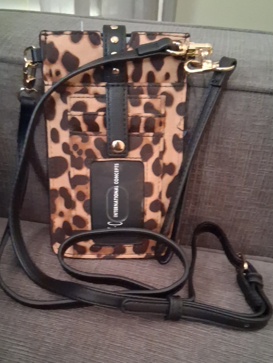 INC International Concepts Ashlii Phone Crossbody Brand New Leopard Print